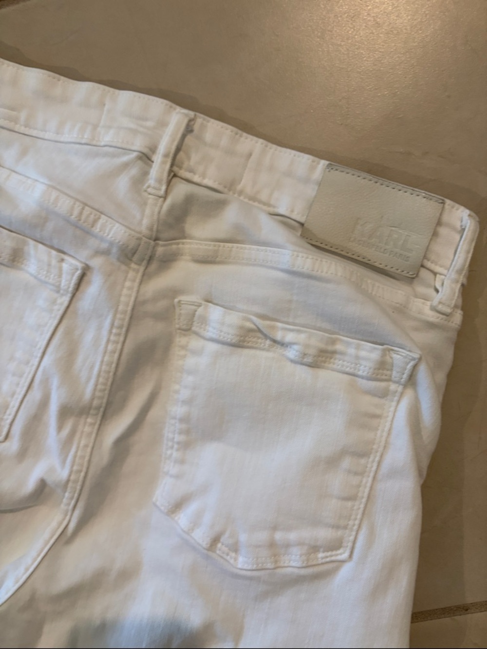 Carl Lagerfeld size 10 white jeans 1803 - Picture 6 of 9